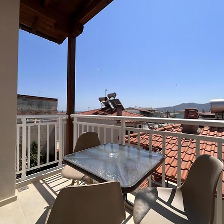 Villa George Giov Sarti Bagian luar foto