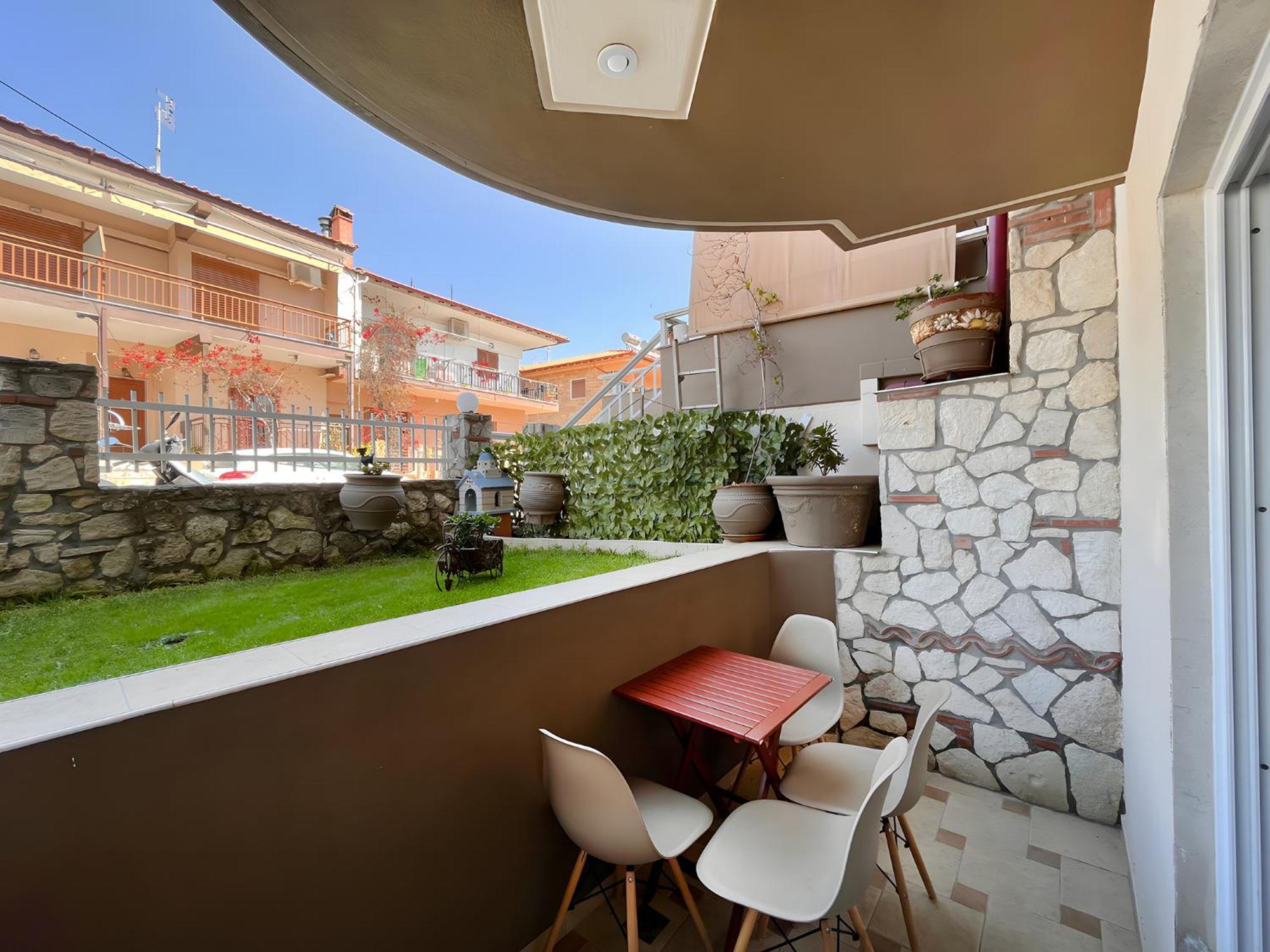 Villa George Giov Sarti Bagian luar foto